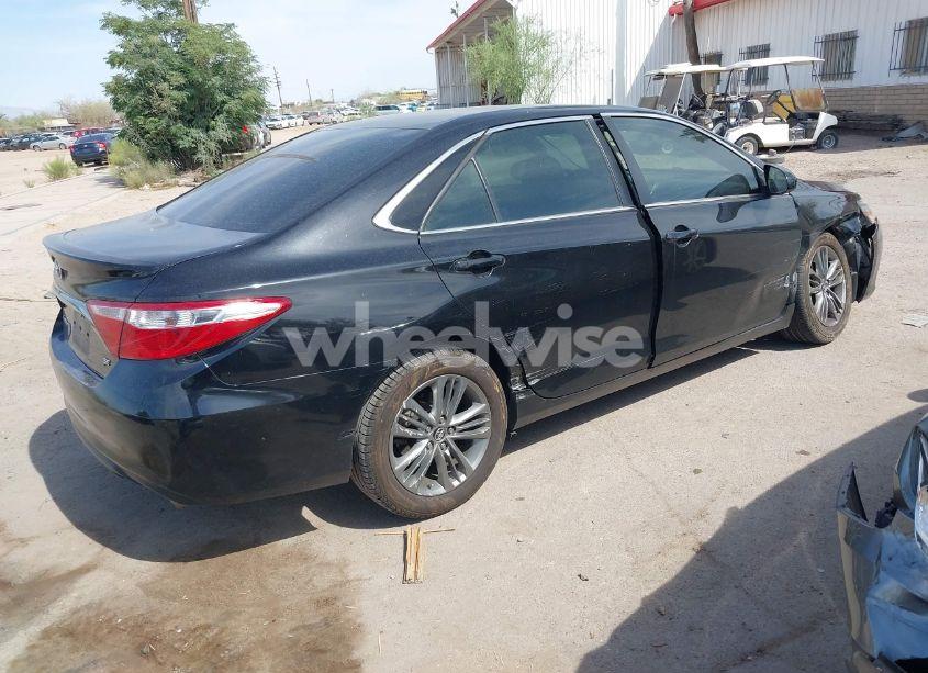 Photo 4 of 2017 Toyota Camry LE/XLE/SE/XSE (VIN 4T1BF1FK3HU367562)