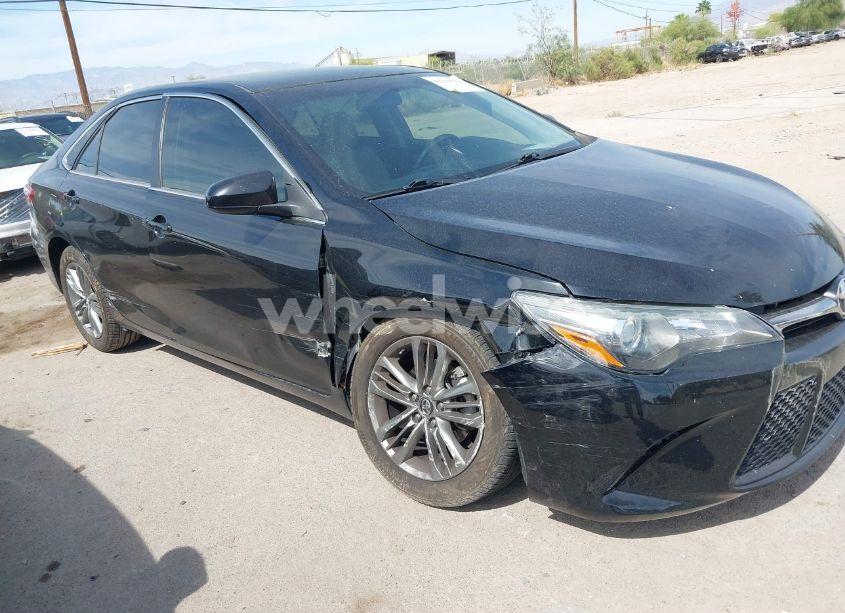 Photo 6 of 2017 Toyota Camry LE/XLE/SE/XSE (VIN 4T1BF1FK3HU367562)