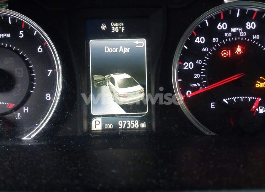 Photo 15 of 2017 Toyota Camry SE (VIN 4T1BF1FK3HU373815)