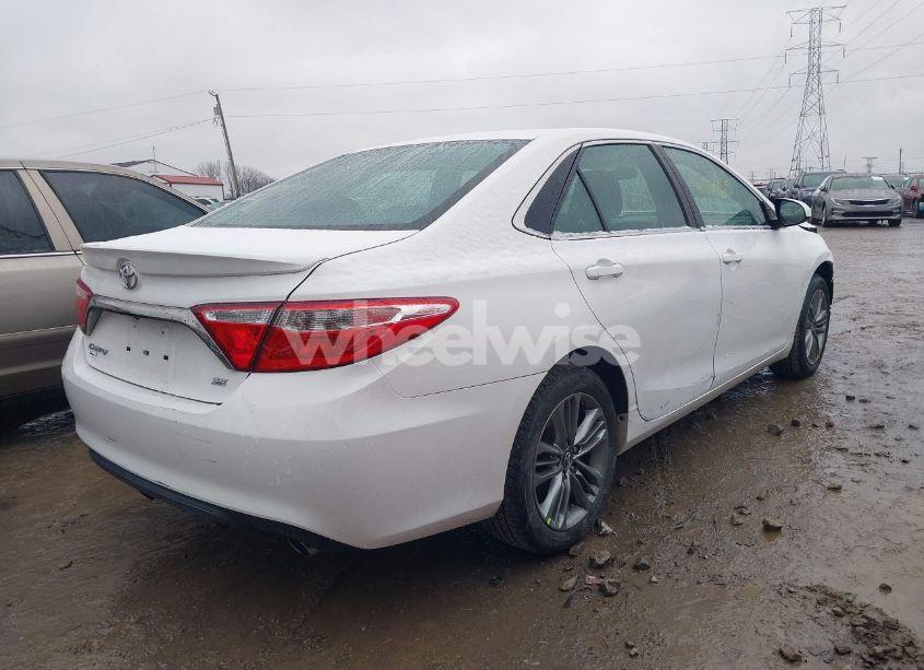 Photo 4 of 2017 Toyota Camry SE (VIN 4T1BF1FK3HU373815)