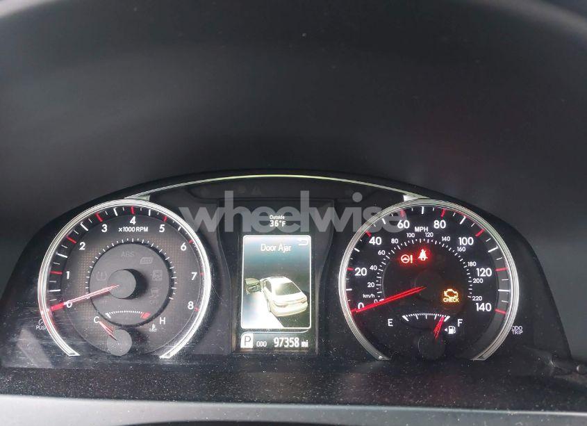 Photo 7 of 2017 Toyota Camry SE (VIN 4T1BF1FK3HU373815)