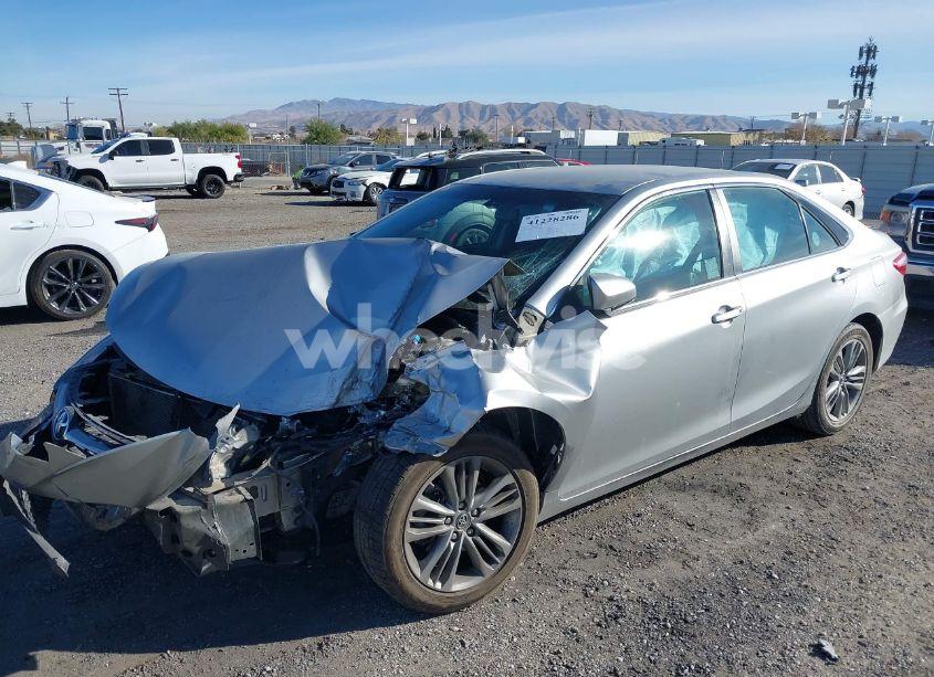 Photo 2 of 2017 Toyota Camry SE (VIN 4T1BF1FK3HU404917)