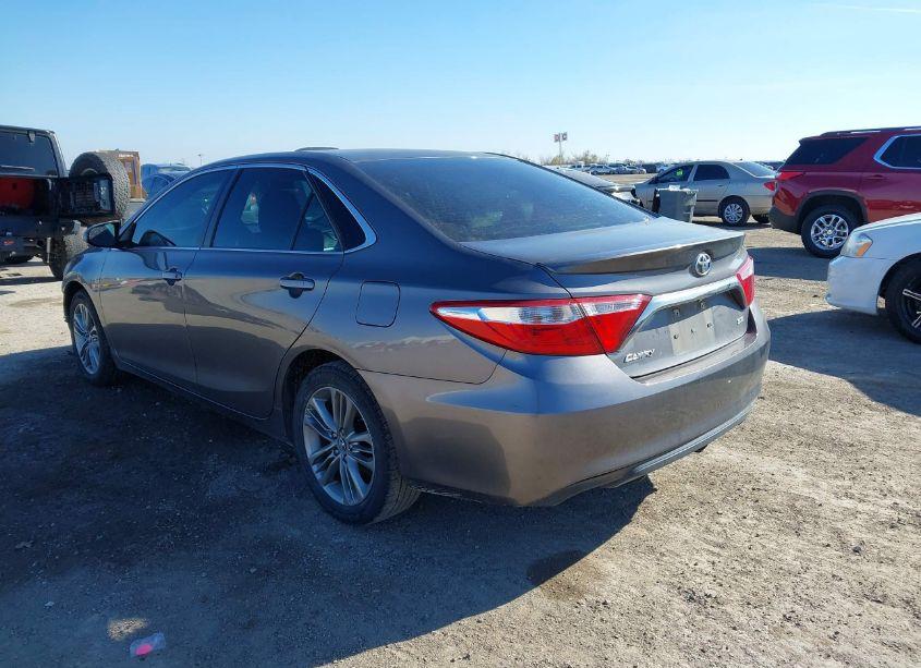 Photo 3 of 2017 Toyota Camry SE (VIN 4T1BF1FK3HU417635)