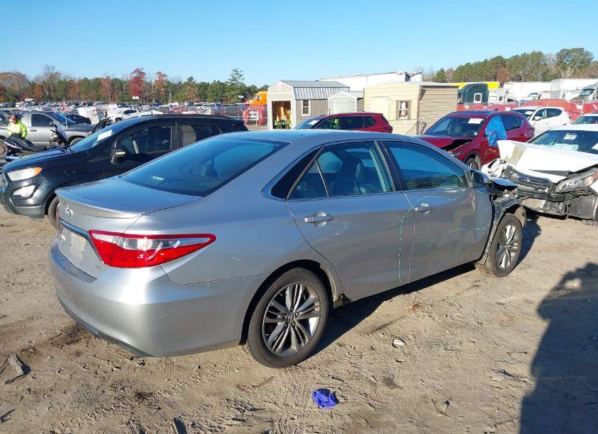 Photo 4 of 2017 Toyota Camry SE (VIN 4T1BF1FK3HU419823)