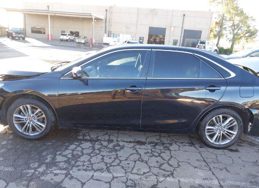 Photo 14 of 2017 Toyota Camry SE (VIN 4T1BF1FK3HU421913)