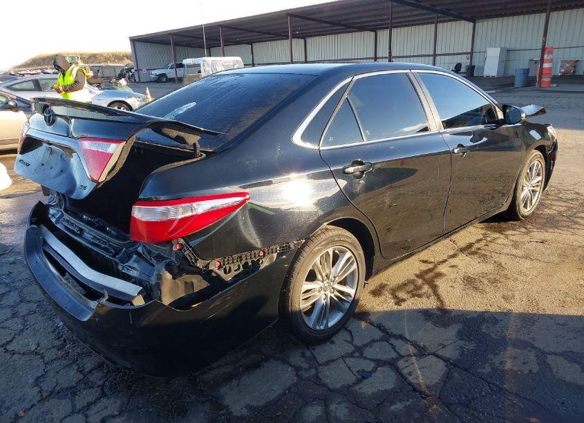 Photo 4 of 2017 Toyota Camry SE (VIN 4T1BF1FK3HU421913)