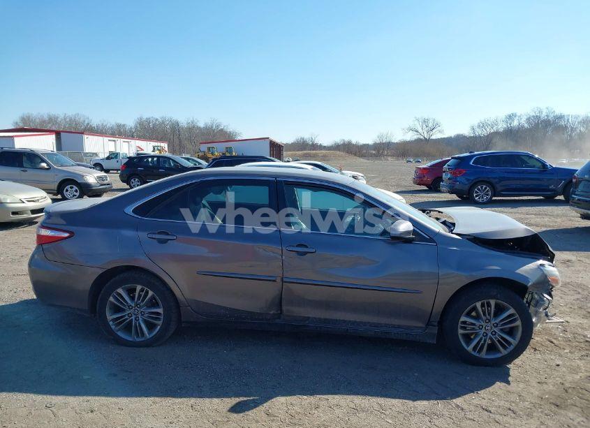 Photo 13 of 2017 Toyota Camry SE (VIN 4T1BF1FK3HU424732)