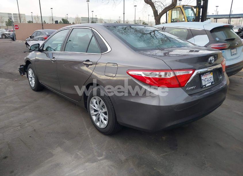 Photo 3 of 2017 Toyota Camry LE (VIN 4T1BF1FK3HU428408)