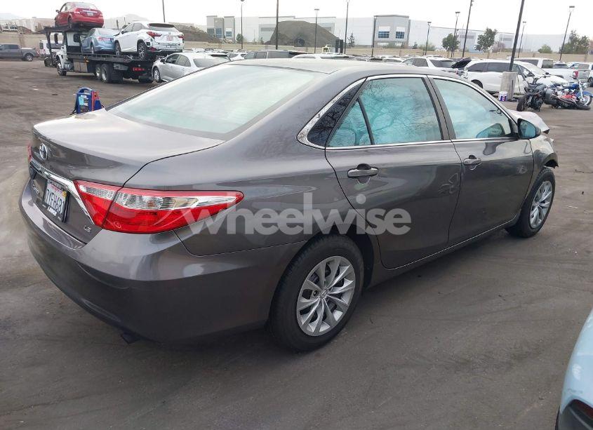 Photo 4 of 2017 Toyota Camry LE (VIN 4T1BF1FK3HU428408)