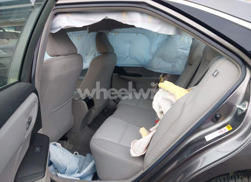 Photo 8 of 2017 Toyota Camry LE (VIN 4T1BF1FK3HU428408)