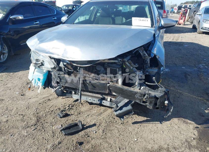 Photo 6 of 2017 Toyota Camry SE (VIN 4T1BF1FK3HU430532)