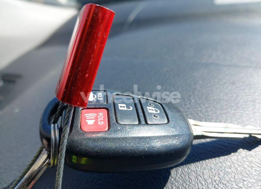 Photo 11 of 2017 Toyota Camry SE (VIN 4T1BF1FK3HU445970)