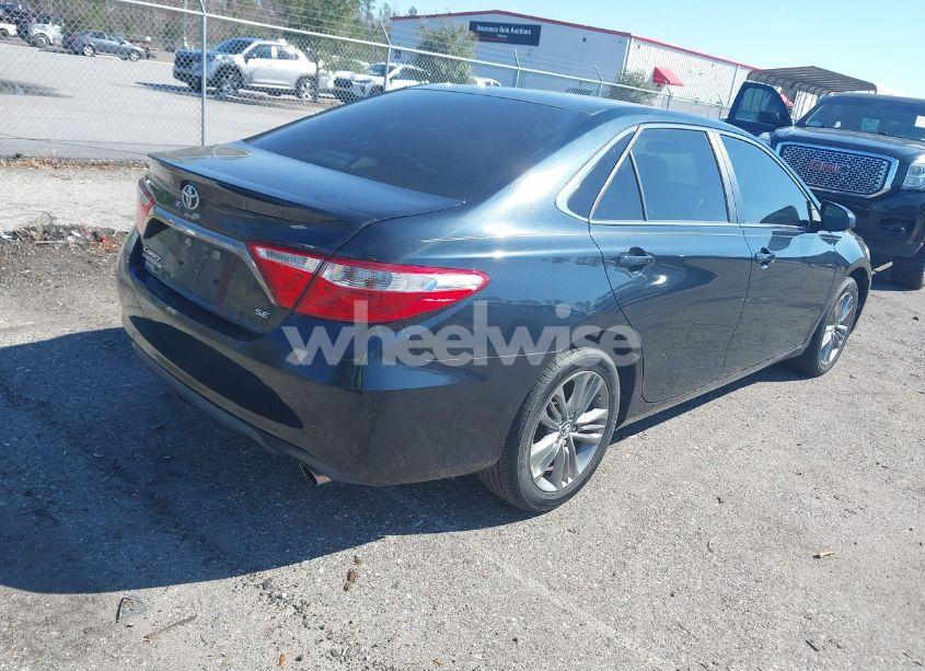 Photo 4 of 2017 Toyota Camry SE (VIN 4T1BF1FK3HU445970)