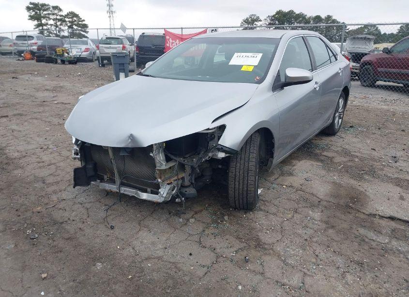 Photo 2 of 2017 Toyota Camry SE (VIN 4T1BF1FK3HU449212)