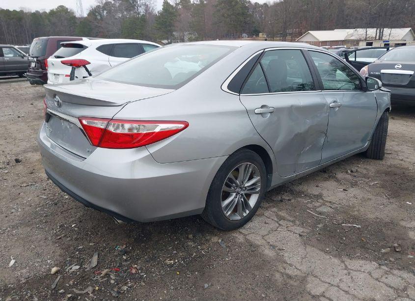 Photo 4 of 2017 Toyota Camry SE (VIN 4T1BF1FK3HU449212)