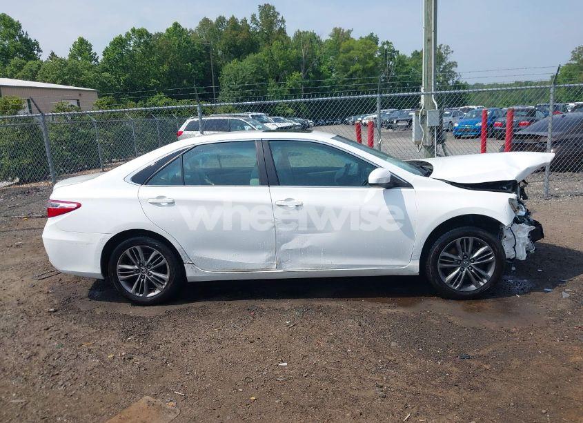 Photo 13 of 2017 Toyota Camry LE (VIN 4T1BF1FK3HU630245)