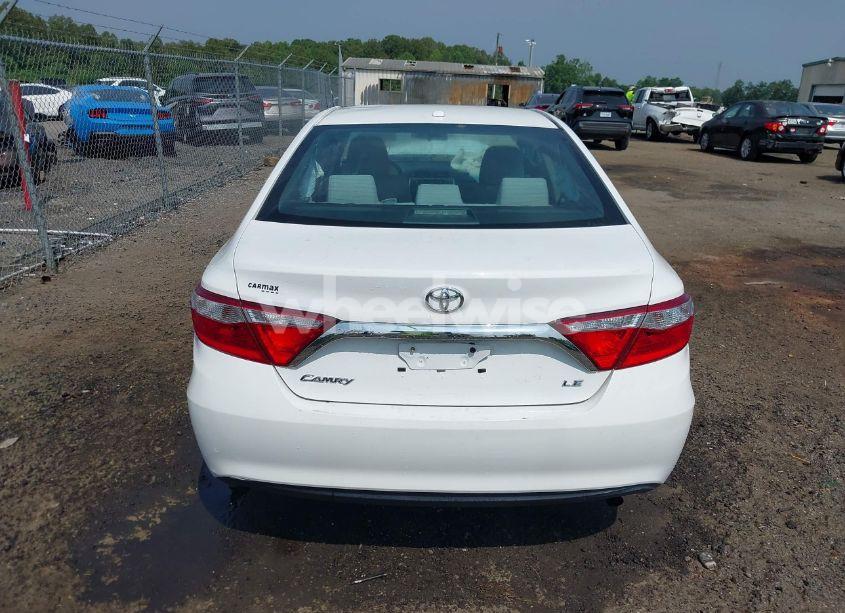 Photo 16 of 2017 Toyota Camry LE (VIN 4T1BF1FK3HU630245)
