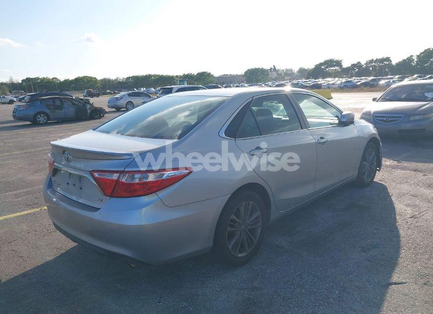 Photo 4 of 2017 Toyota Camry SE (VIN 4T1BF1FK3HU642248)