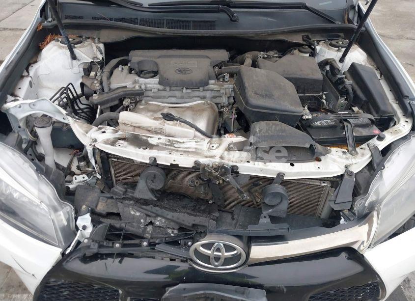 Photo 10 of 2017 Toyota Camry SE (VIN 4T1BF1FK3HU652701)