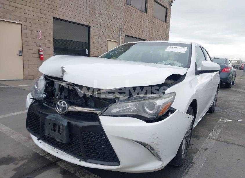 Photo 6 of 2017 Toyota Camry SE (VIN 4T1BF1FK3HU652701)