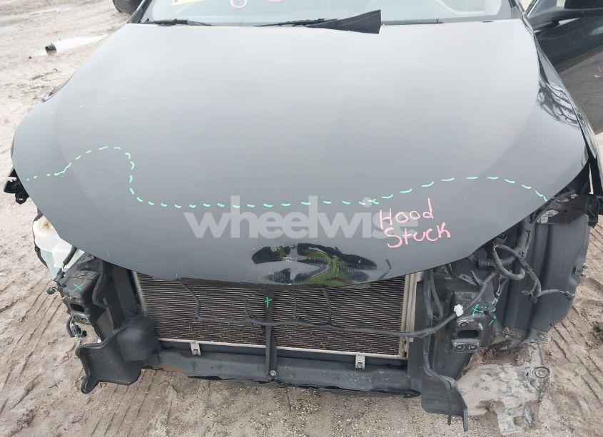 Photo 10 of 2017 Toyota Camry SE (VIN 4T1BF1FK3HU660653)