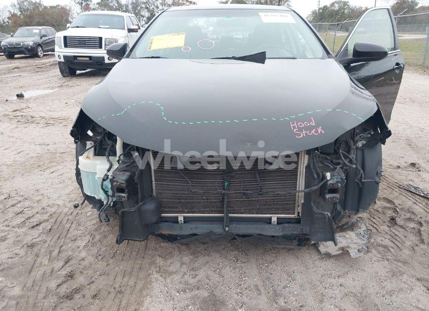 Photo 6 of 2017 Toyota Camry SE (VIN 4T1BF1FK3HU660653)