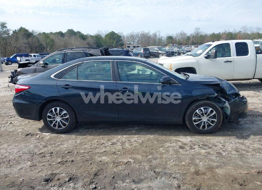 Photo 14 of 2017 Toyota Camry SE (VIN 4T1BF1FK3HU661818)