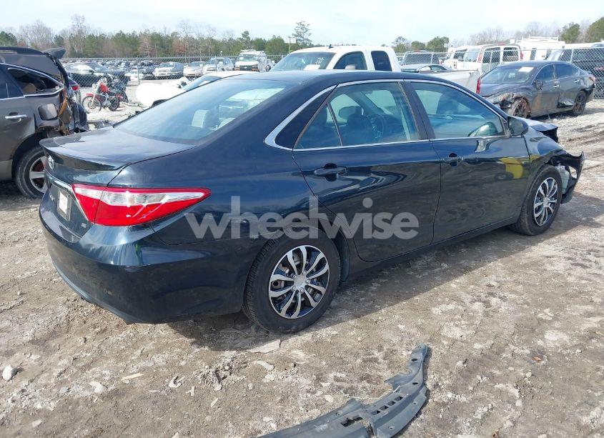Photo 4 of 2017 Toyota Camry SE (VIN 4T1BF1FK3HU661818)