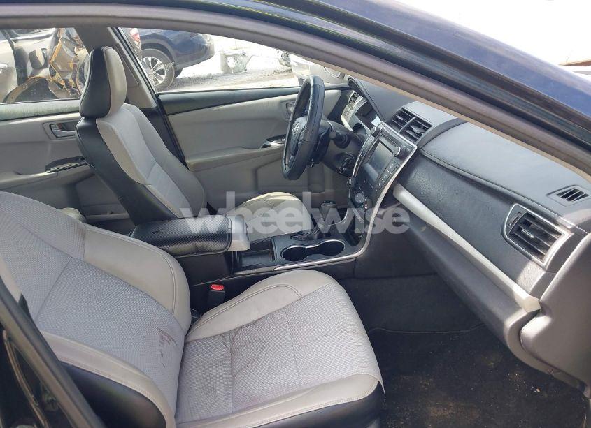 Photo 5 of 2017 Toyota Camry SE (VIN 4T1BF1FK3HU661818)