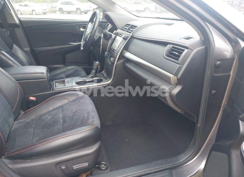 Photo 5 of 2017 Toyota Camry XSE (VIN 4T1BF1FK3HU676836)