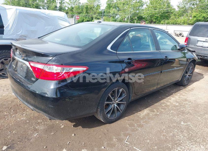 Photo 4 of 2017 Toyota Camry XSE (VIN 4T1BF1FK3HU696908)