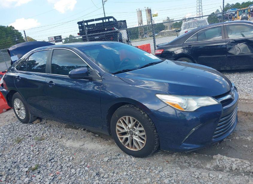 Photo 13 of 2017 Toyota Camry LE (VIN 4T1BF1FK3HU710788)