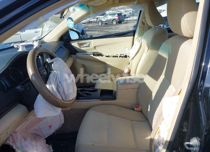 Photo 5 of 2017 Toyota Camry LE (VIN 4T1BF1FK3HU717532)