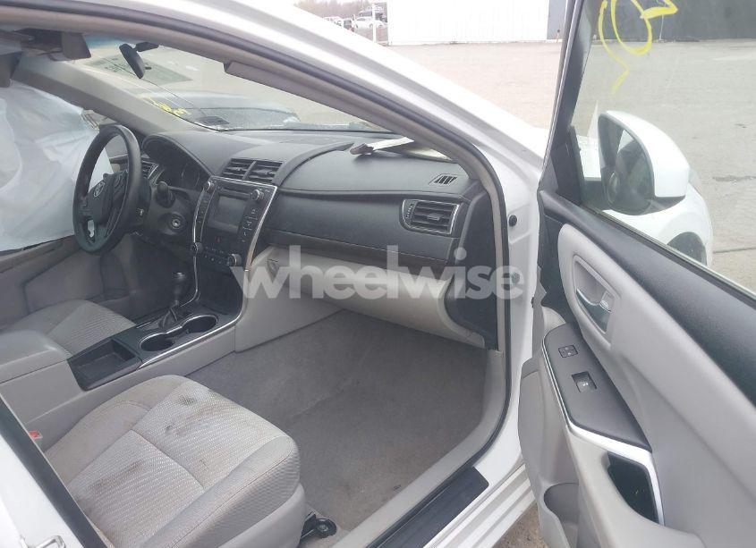 Photo 5 of 2017 Toyota Camry LE (VIN 4T1BF1FK3HU734718)