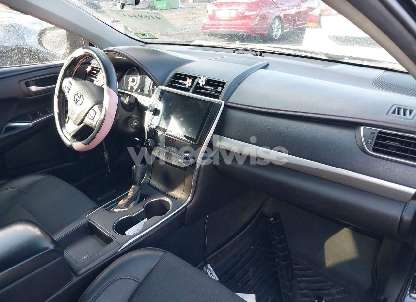 Photo 5 of 2017 Toyota Camry SE (VIN 4T1BF1FK3HU738431)