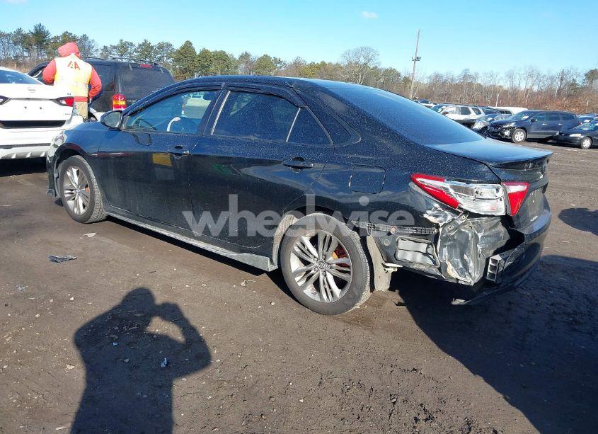 Photo 6 of 2017 Toyota Camry SE (VIN 4T1BF1FK3HU738431)