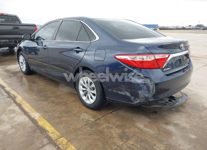 Photo 3 of 2017 Toyota Camry LE (VIN 4T1BF1FK3HU744567)