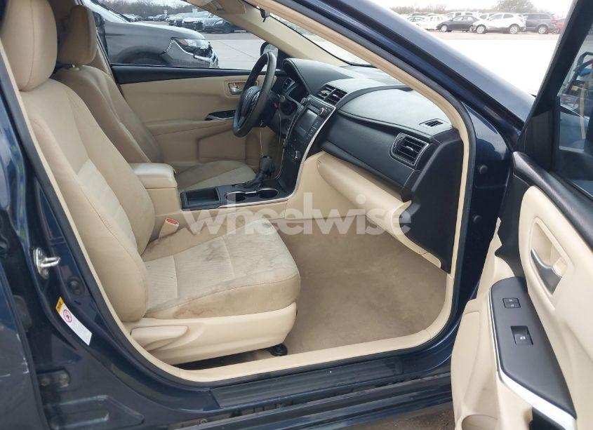 Photo 5 of 2017 Toyota Camry LE (VIN 4T1BF1FK3HU744567)