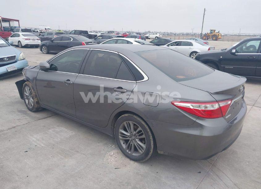 Photo 3 of 2017 Toyota Camry SE (VIN 4T1BF1FK3HU792408)