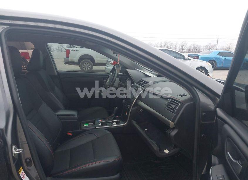 Photo 5 of 2017 Toyota Camry SE (VIN 4T1BF1FK3HU792408)