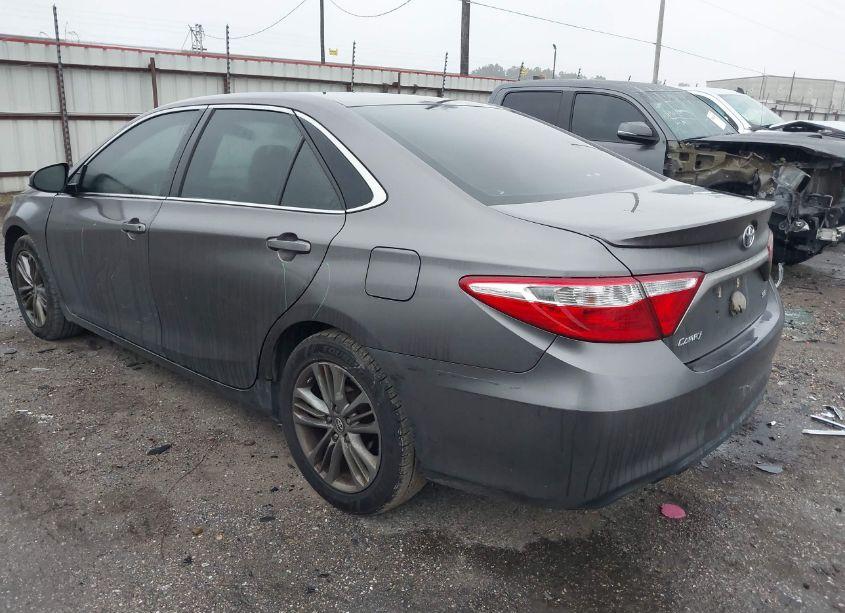 Photo 3 of 2017 Toyota Camry SE (VIN 4T1BF1FK3HU802368)