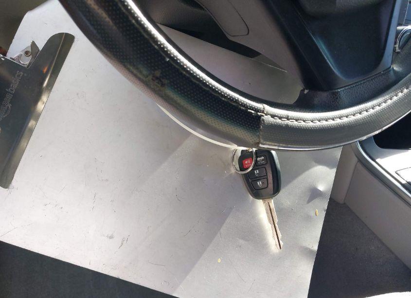 Photo 11 of 2017 Toyota Camry LE (VIN 4T1BF1FK3HU804220)