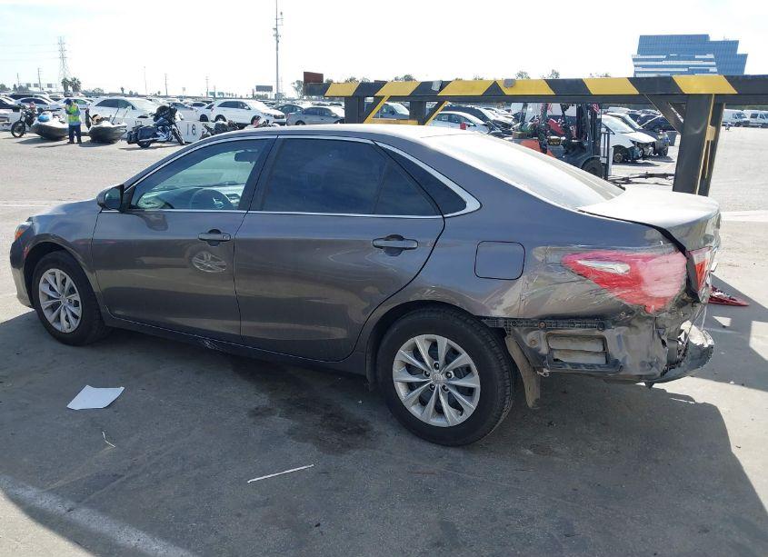 Photo 14 of 2017 Toyota Camry LE (VIN 4T1BF1FK3HU804220)