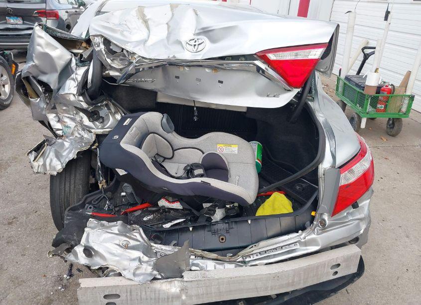 Photo 17 of 2017 Toyota Camry LE (VIN 4T1BF1FK3HU804864)