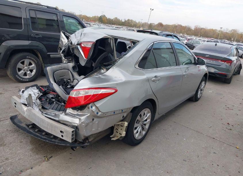 Photo 4 of 2017 Toyota Camry LE (VIN 4T1BF1FK3HU804864)