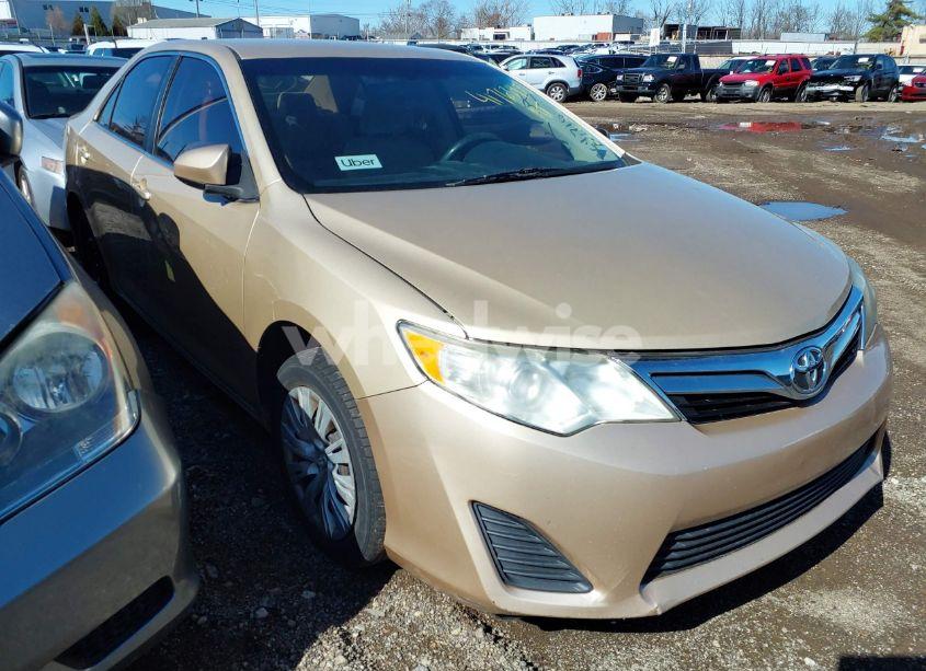 2012 Toyota Camry LE (VIN 4T1BF1FK4CU035509) main photo