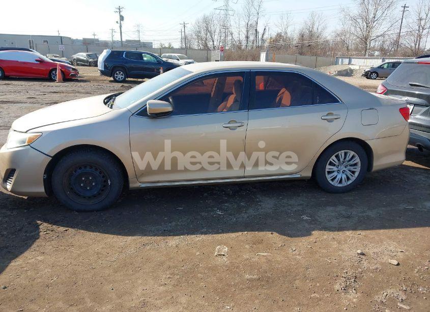 Photo 15 of 2012 Toyota Camry LE (VIN 4T1BF1FK4CU035509)