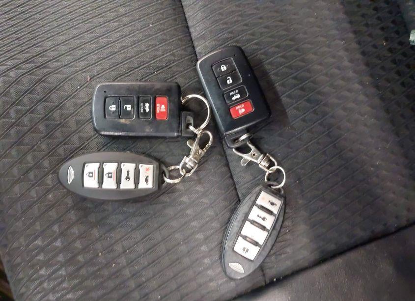 Photo 11 of 2012 Toyota Camry SE (VIN 4T1BF1FK4CU052598)