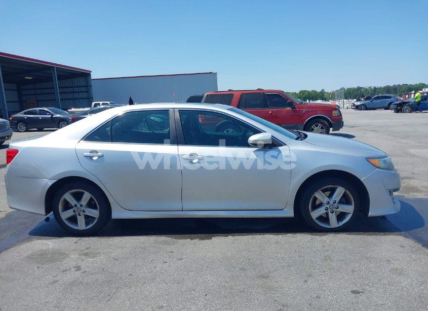 Photo 13 of 2012 Toyota Camry SE (VIN 4T1BF1FK4CU061477)