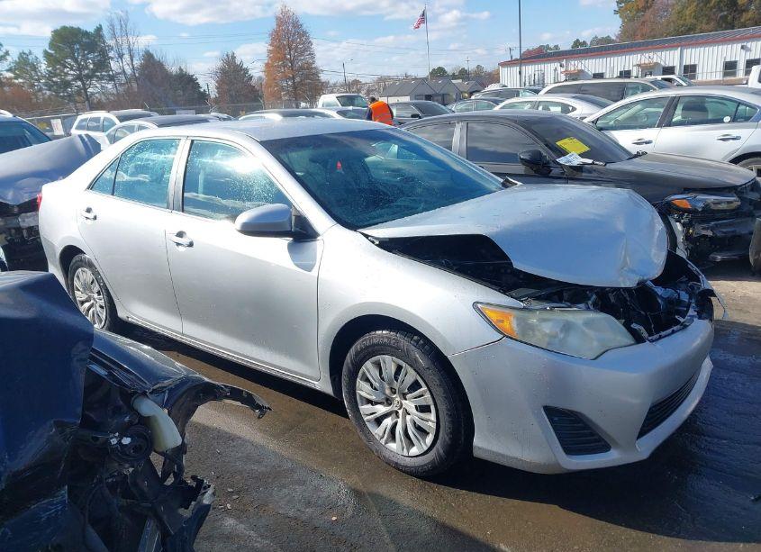 Photo 13 of 2012 Toyota Camry LE (VIN 4T1BF1FK4CU062161)